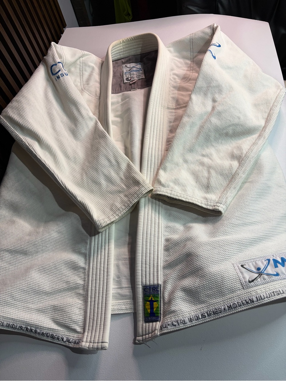 CTRL Industries BJJ GI / Kimono Set Size A2